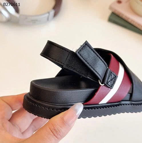 SANDAL QUAI CHÉO BT-Sỉ  sz 26-30: 138k  sz 31-35: 143k