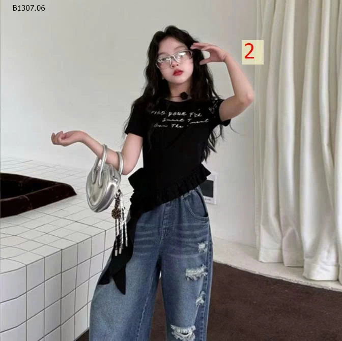 ÁO CỘC TAY VIỀN BÈO PHỐI QUẦN JEAN SUÔNG RÁCH-Sỉ giá Áo: 120k  Quần: 185k 