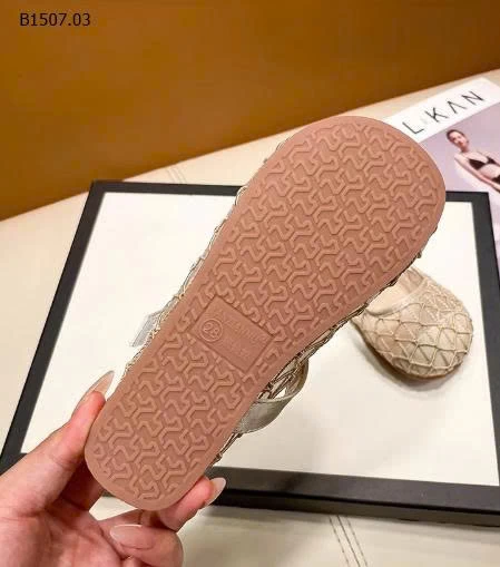 SỤC REN LƯỚI BÉ GÁI -Sỉ 147k