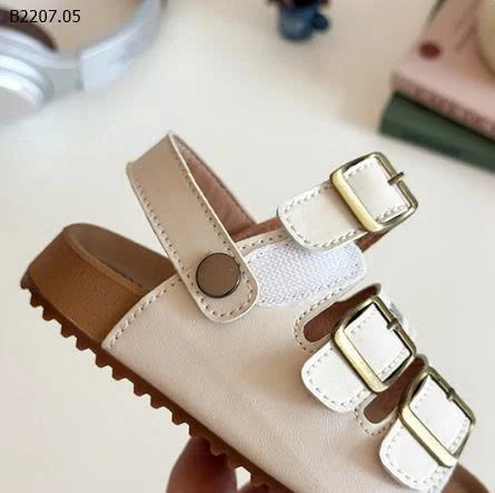 SANDAL QUAI DÁN CHỮ MIN -Sỉ giá  22-26: 146k         27-31: 154k 