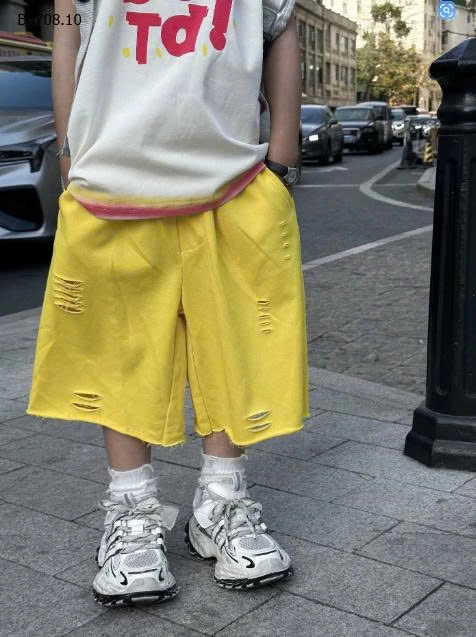 SET BỘ SÁT NÁCH + QUẦN VÀNG PHONG CÁCH BT- sỉ Áo: 120k  Quần: 110k 