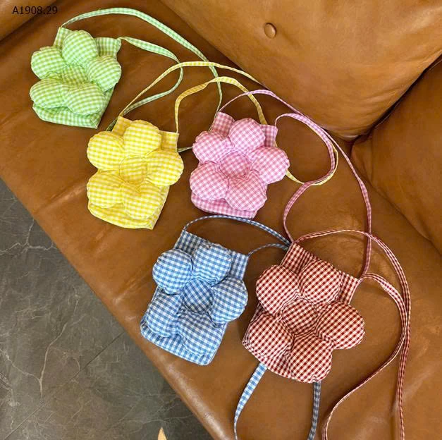 TÚI ĐEO CHÉO KẺ CARO- sỉ 85k