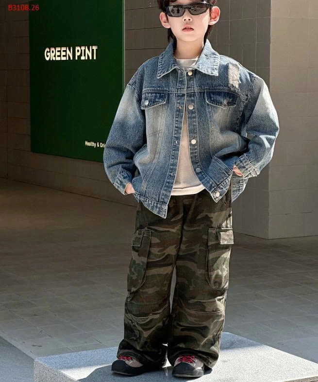 Áo khoác jean phối rách hàng QCCC cho bé trai-Giá sỉ 278k