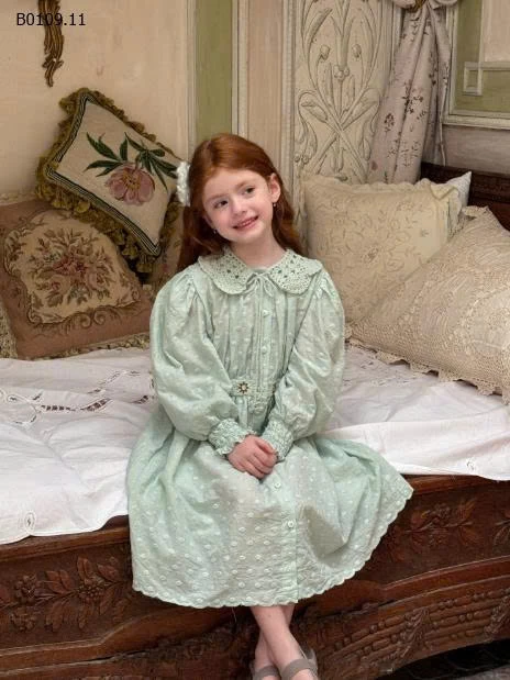 VÁY CÔNG CHÚA CỔ BÈO CHO BÉ-giá sỉ  váy: 267k  cổ len: 91k 