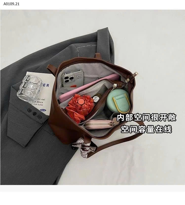 Túi xách hãng AUGSTALION tặng kèm khăn - sỉ 143k