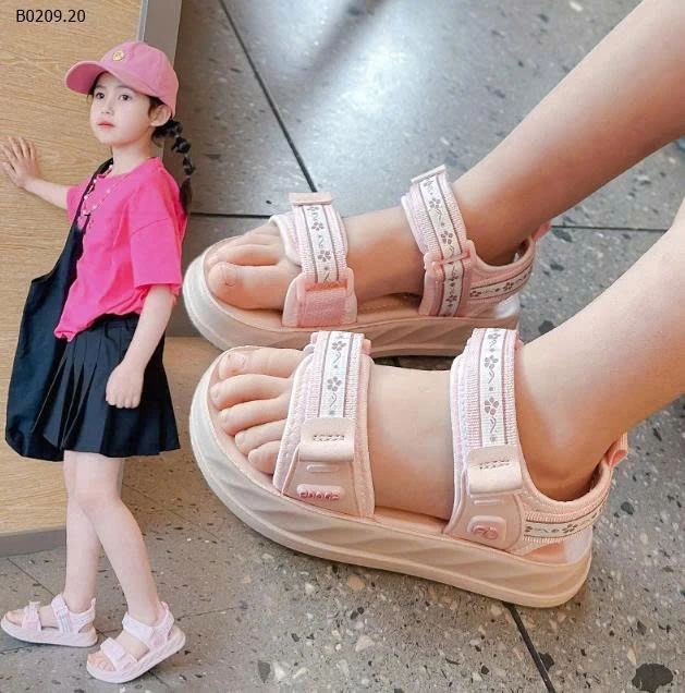 SANDAL QUAI HOA -Giá sỉ giá  size 26-31: 134k  size 32-37: 143k  size 38-40: 152k 