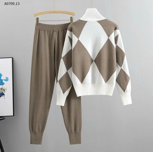 SET áo len kẻ caro dệt kim hai mảnh thu đông -Giá sỉ 246k