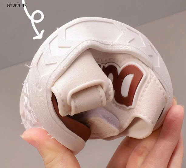 SANDAL BÉ -  Giá sỉ 60k