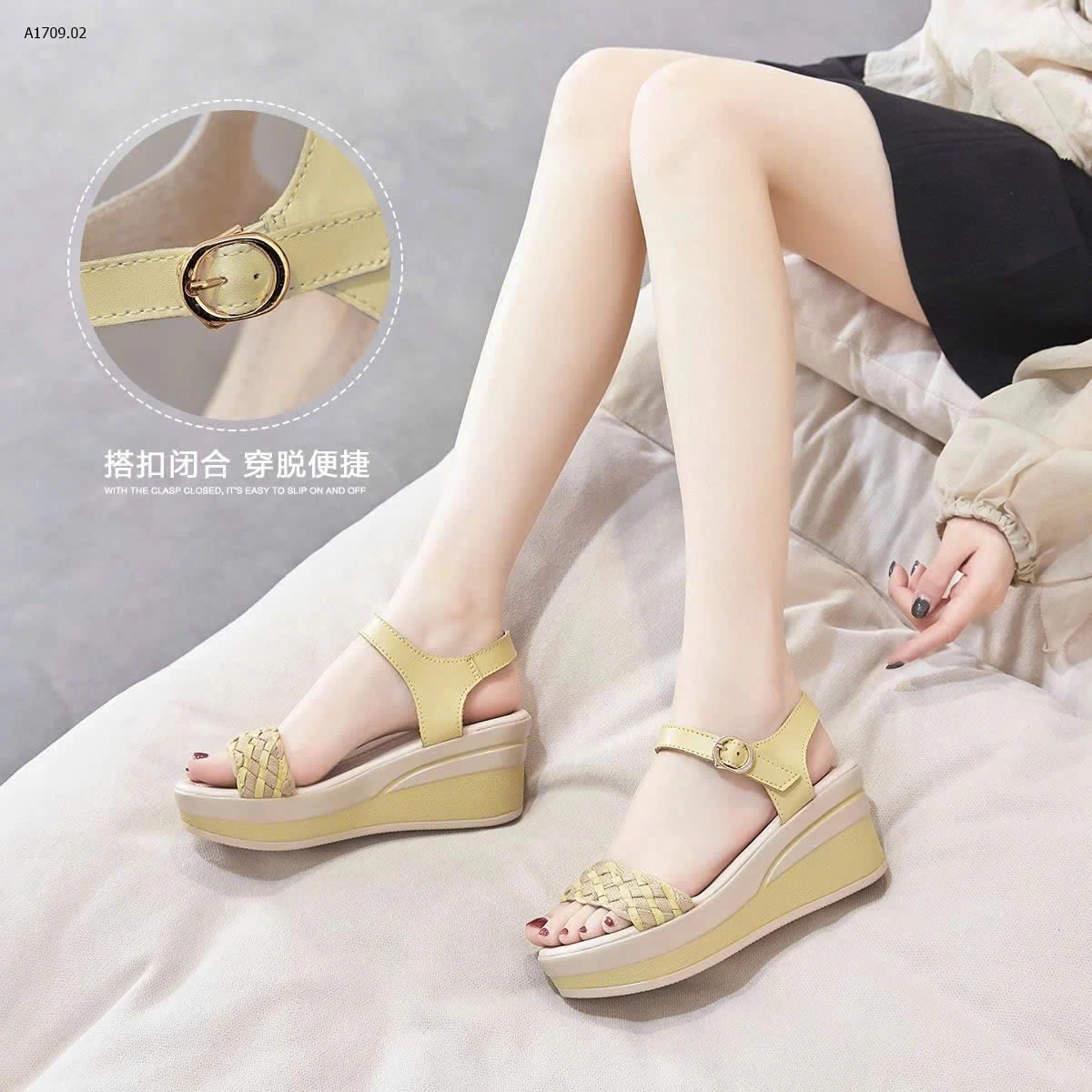 mẫu xuồng- sỉ 320k