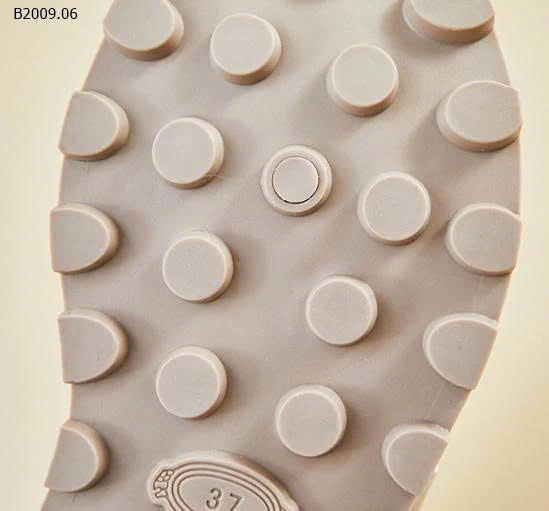 GIÀY THỂ THAO ĐỘN ĐẾ-Giá sỉ 153k