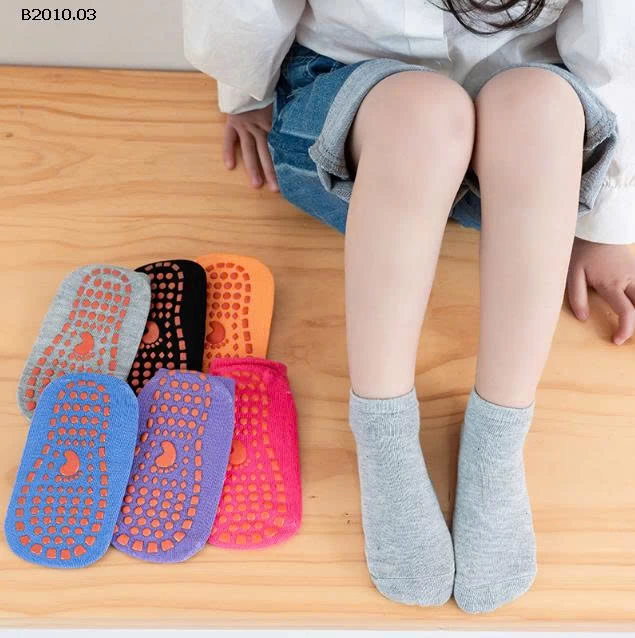 TẤT CHỐNG TRƯỢT-Giá sỉ trẻ em: 72k/sét 10 đôi mix màu (bé trai - bé gái) Người lớn: 78k/sét 10 đôi 
