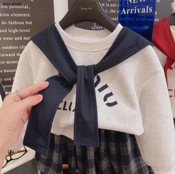   Set miu miu 3 chi tiết áo + váy + khăn cổ  - Giá sỉ 80-120:  136k 130-160:   148k