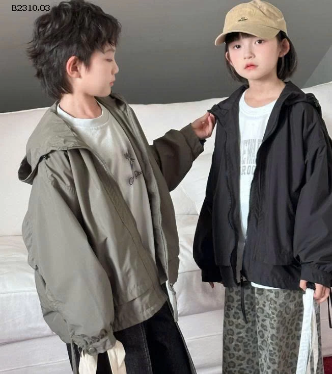 ÁO KHOÁC GIÓ TRƠN HÀN QUỐC -Giá sỉ 360k