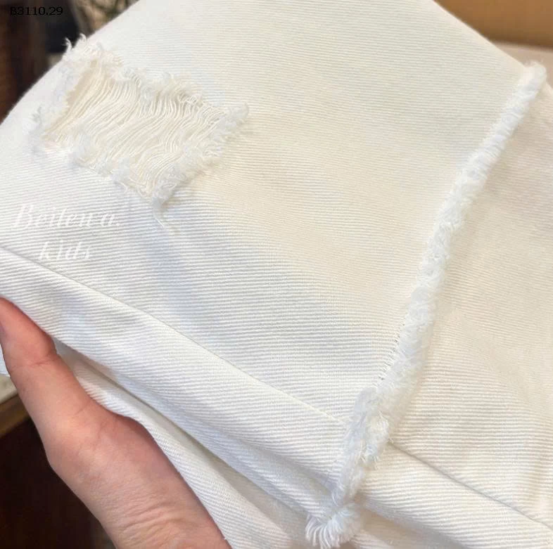  QUẦN JEAN TRẮNG RÁCH CÁCH ĐIỆU  CHO BG -Giá sỉ 80-140 :  99k 150-160    : 119k