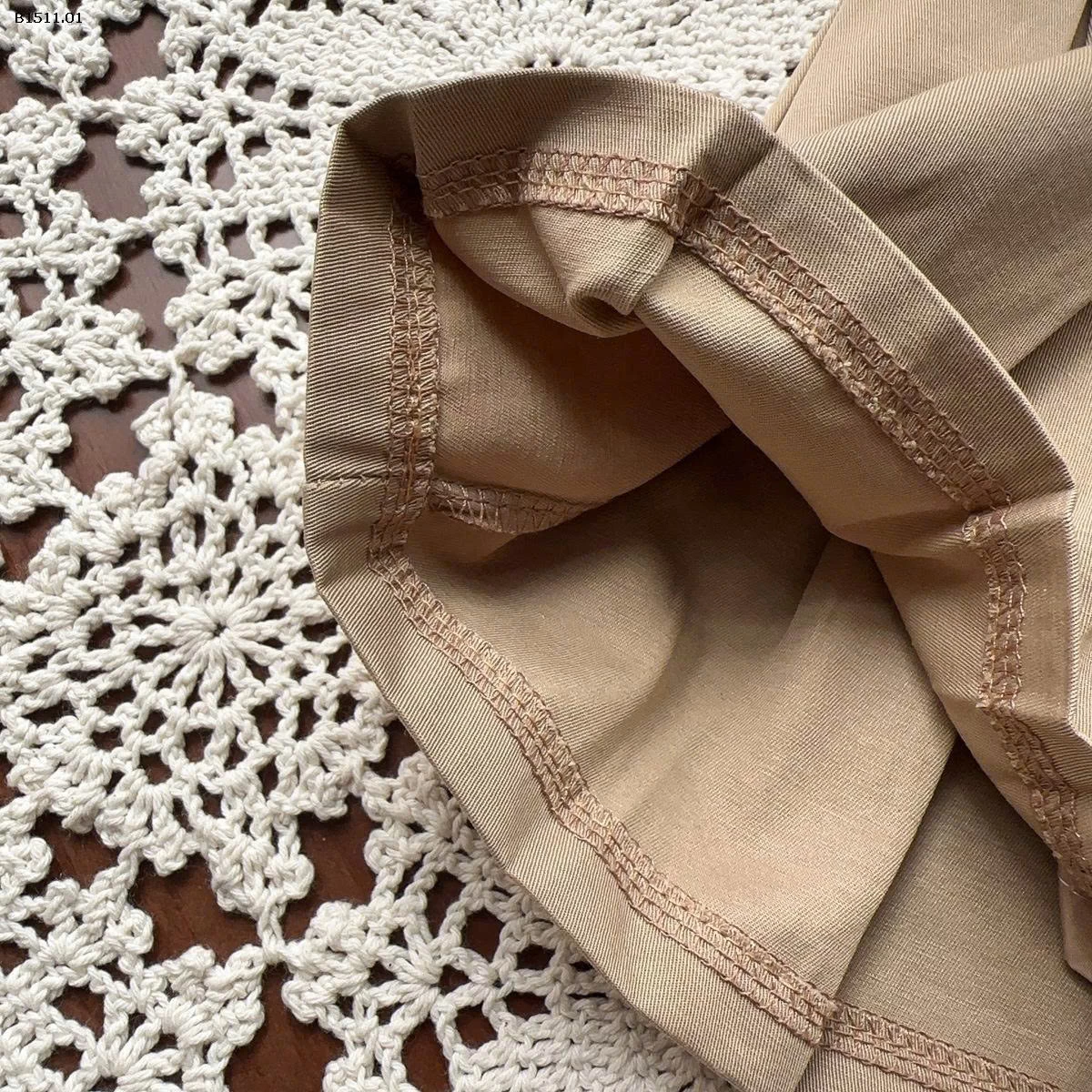 SET BỘ ÁO KHOÁC PHỐI CHÂN VÁY CHO BG1-Giá sỉ mẫu 1 giá 270k mẫu 2 giá 260k mẫu 3 giá 220k