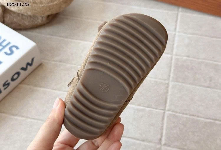 GIÀY DA LỘN GẮN THÚ CƯNG-Giá sỉ  sz 21-25: 142k  sz 26-30: 152k 