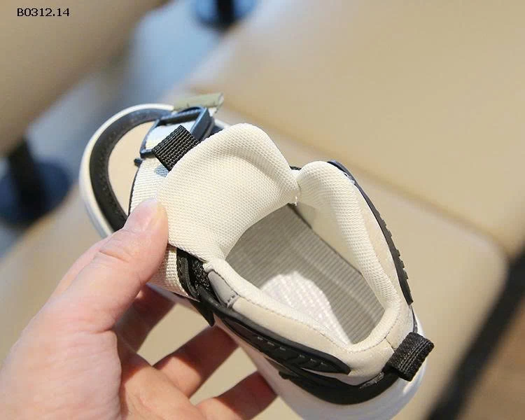 GÀY THỂ THAO CHO BÉ-sỉ 155k