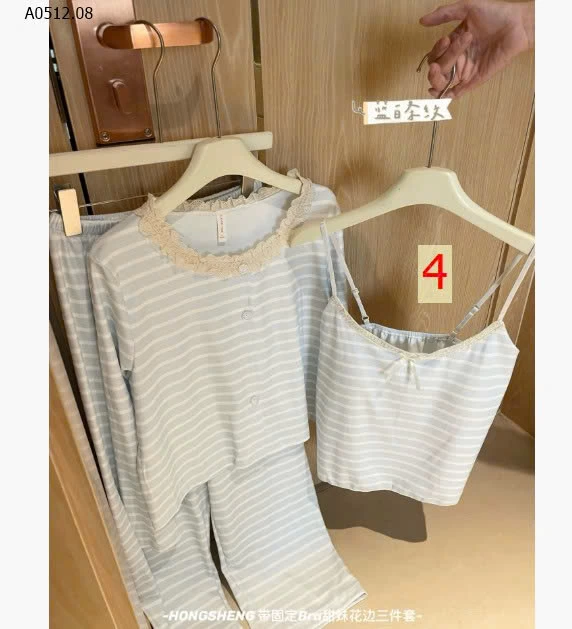 Set 3 chi tiết, áo dây kèm mút ngực-sỉ 260k