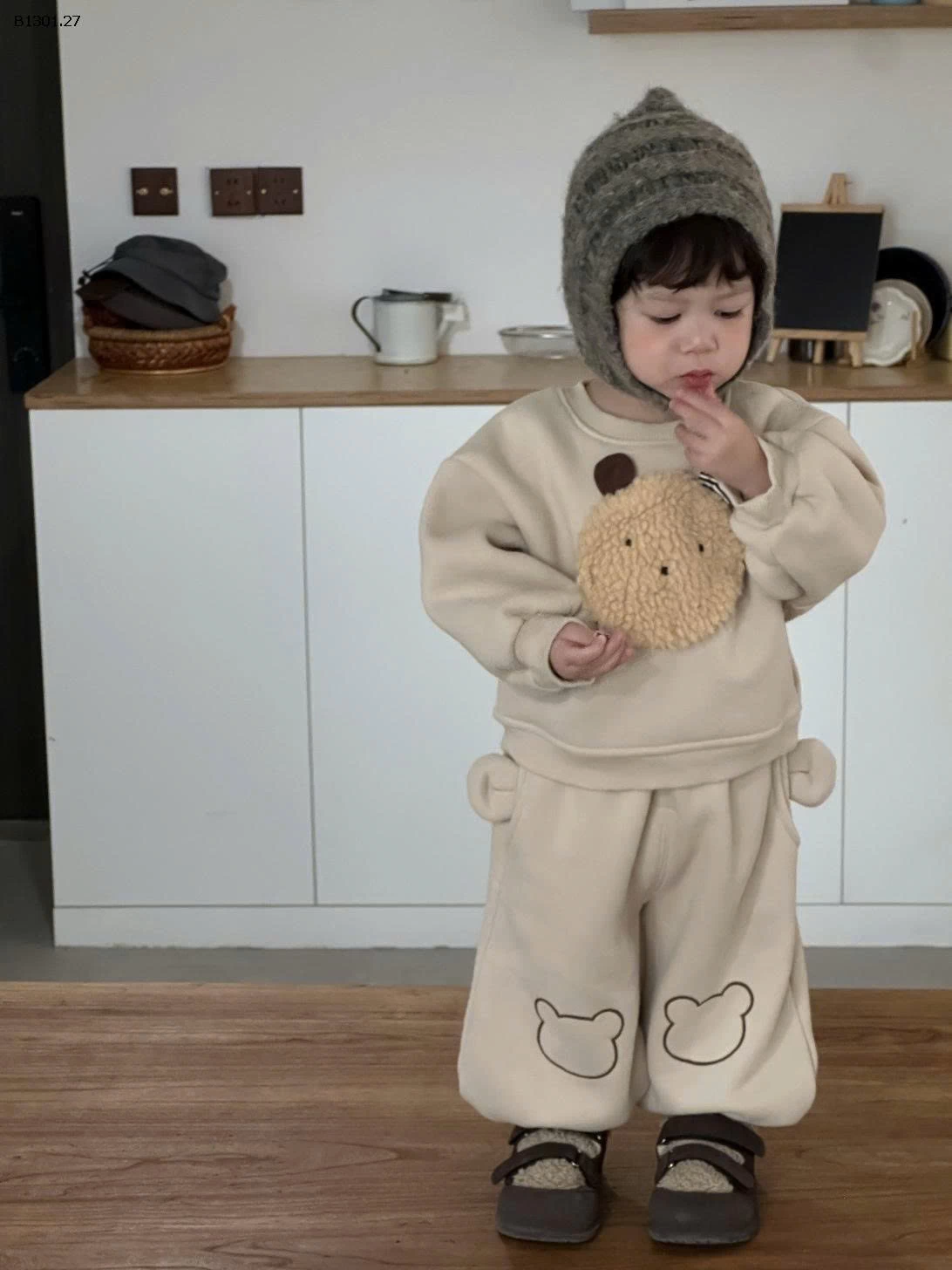 Bộ áo nỉ dày dặn hình gấu cho bé trai - giá sỉ 249k