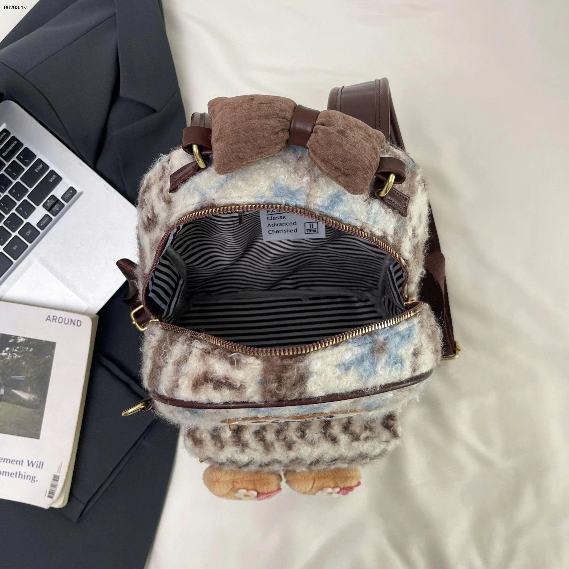 BALO KITTY ĐẼ THƯƠNG - sỉ 220k